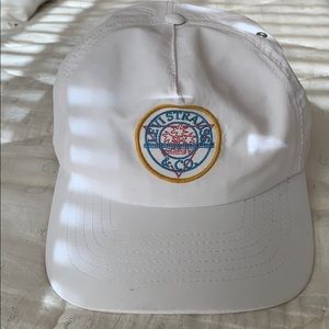 White Levi’s hat